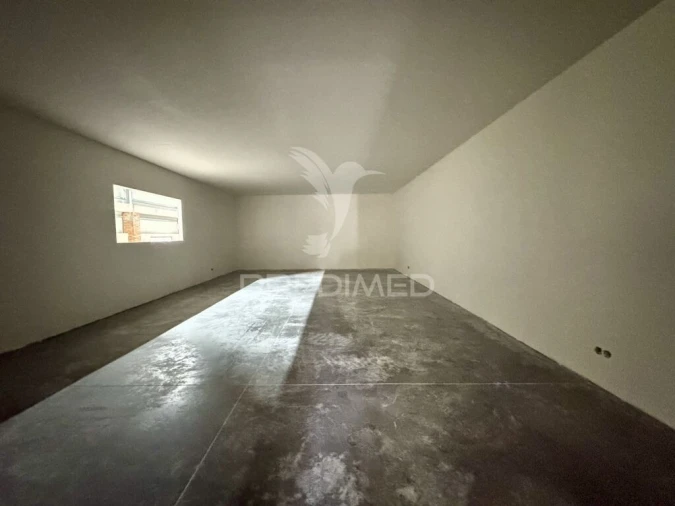 Armazém para Venda em Leiria, Pousos, Barreira e Cortes Foto 9