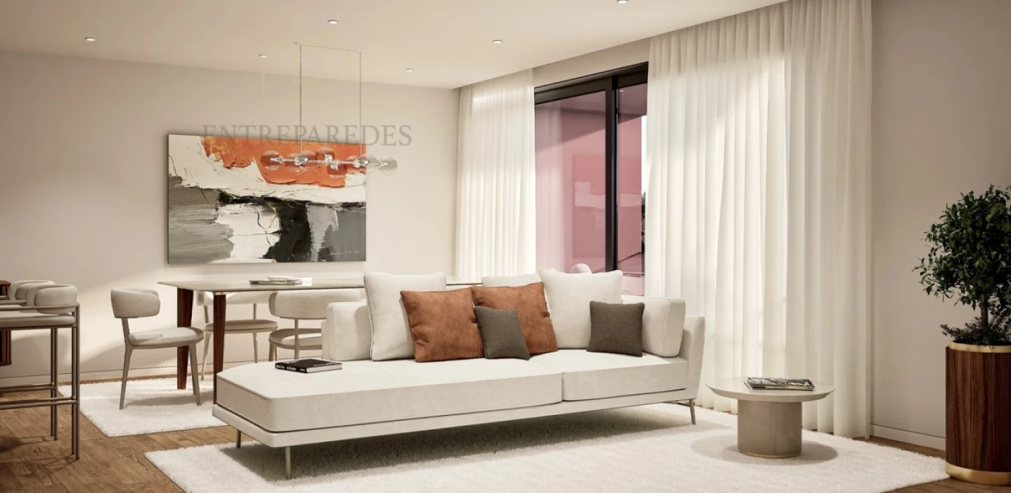 Apartamento T2 para Venda em Silvalde Foto 1