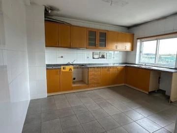 Apartamento T3 para Venda em Ermesinde