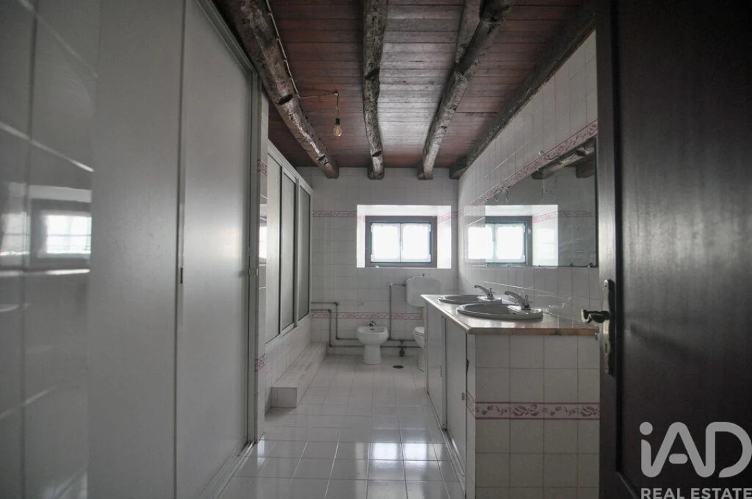 Moradia T8 para Venda em Turcifal Foto 22