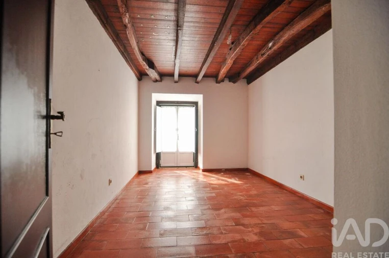 Moradia T8 para Venda em Turcifal Foto 18