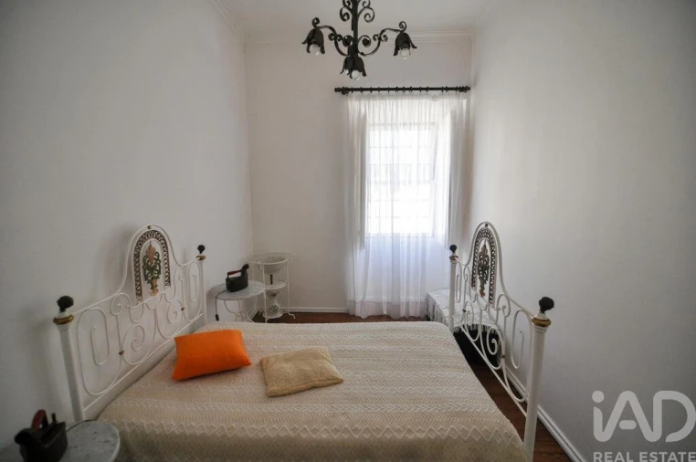 Moradia T8 para Venda em Turcifal Foto 5