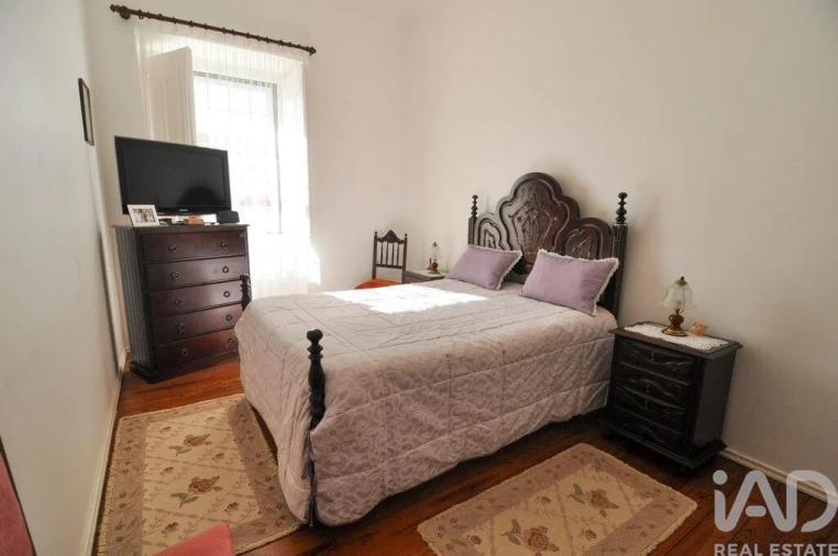 Moradia T8 para Venda em Turcifal Foto 6