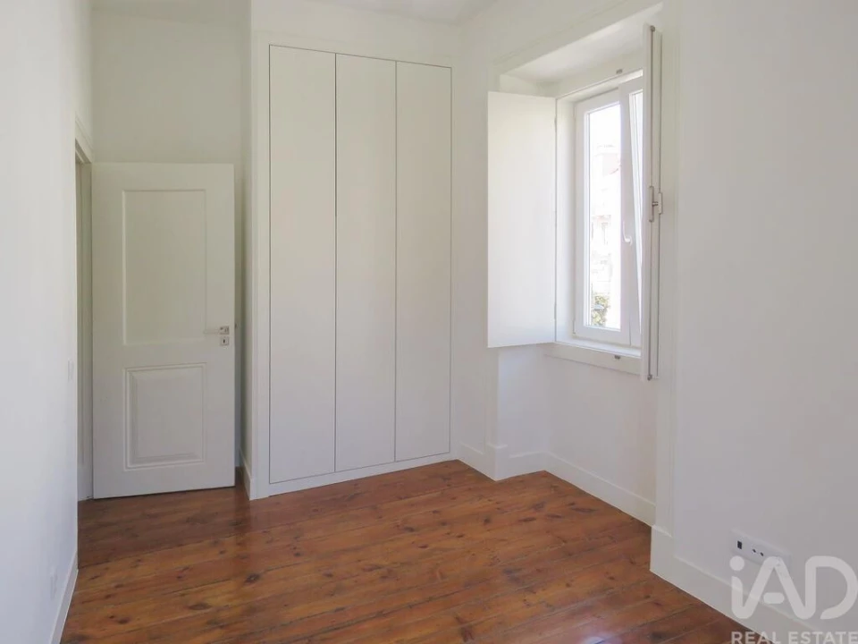 Apartamento T4 para Venda em Arroios Foto 7