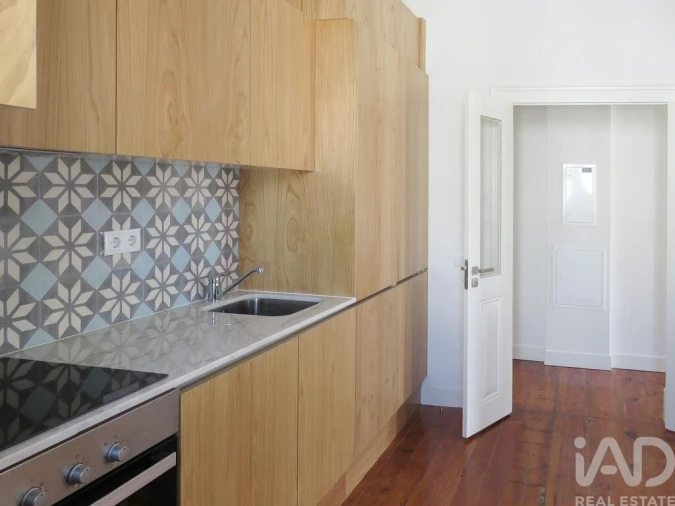 Apartamento T4 para Venda em Arroios Foto 3