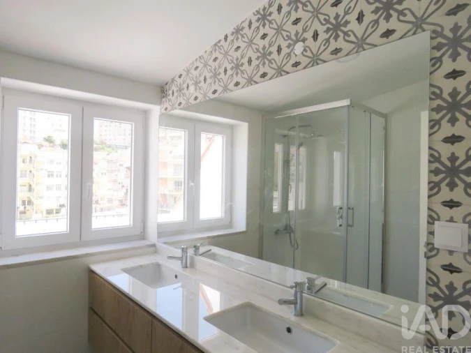 Apartamento T4 para Venda em Arroios Foto 18