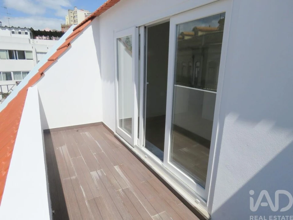 Apartamento T4 para Venda em Arroios Foto 17