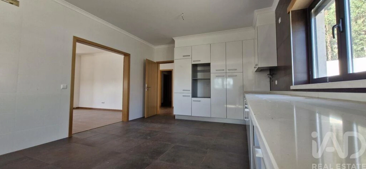 Moradia T4 para Venda em Rio Maior Foto 19