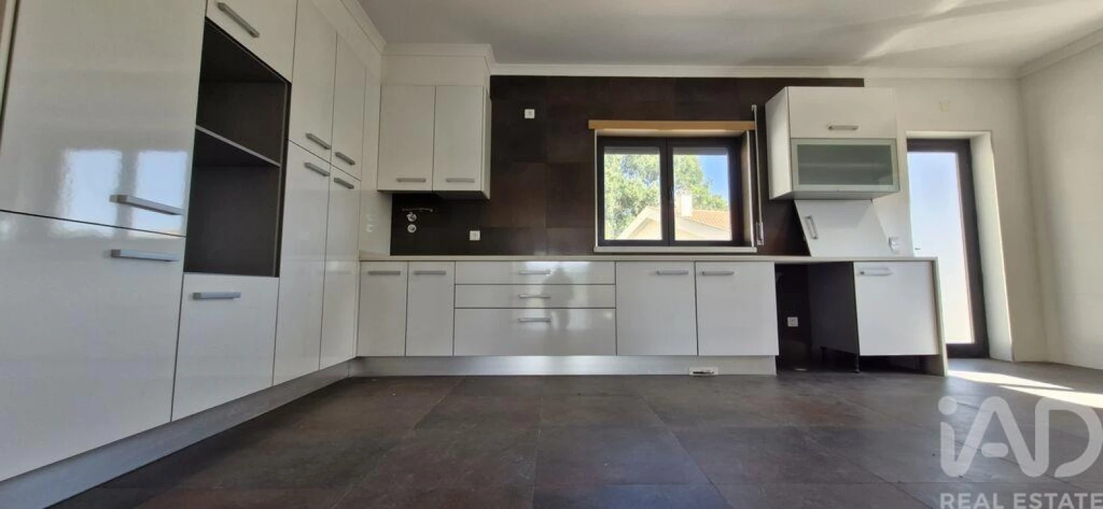 Moradia T4 para Venda em Rio Maior Foto 16