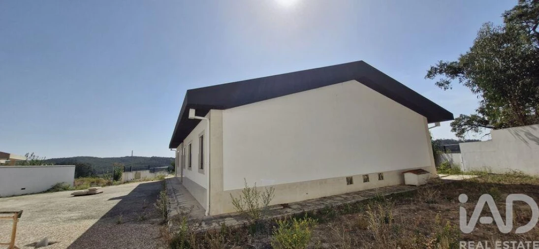 Moradia T4 para Venda em Rio Maior Foto 6