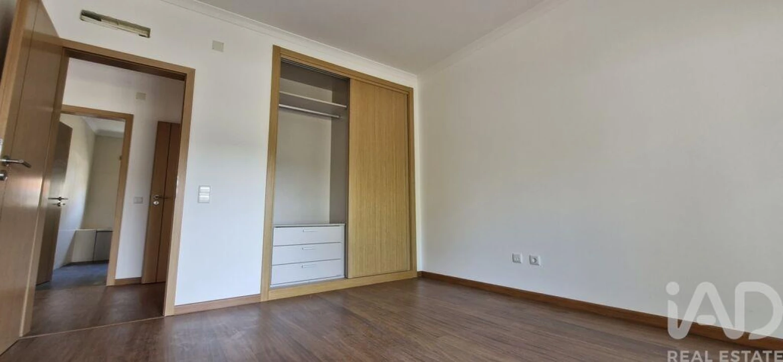 Moradia T4 para Venda em Rio Maior Foto 11