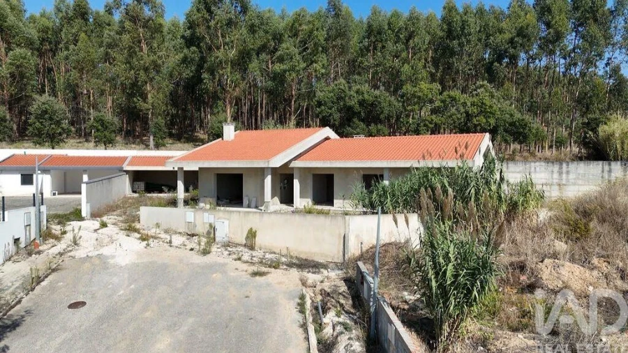 Moradia T3 para Venda em Rio Maior Foto 23