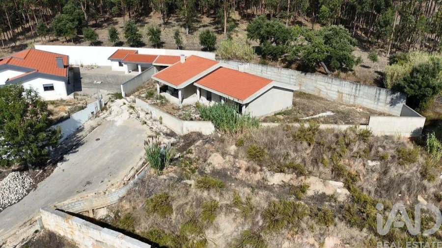 Moradia T3 para Venda em Rio Maior Foto 27