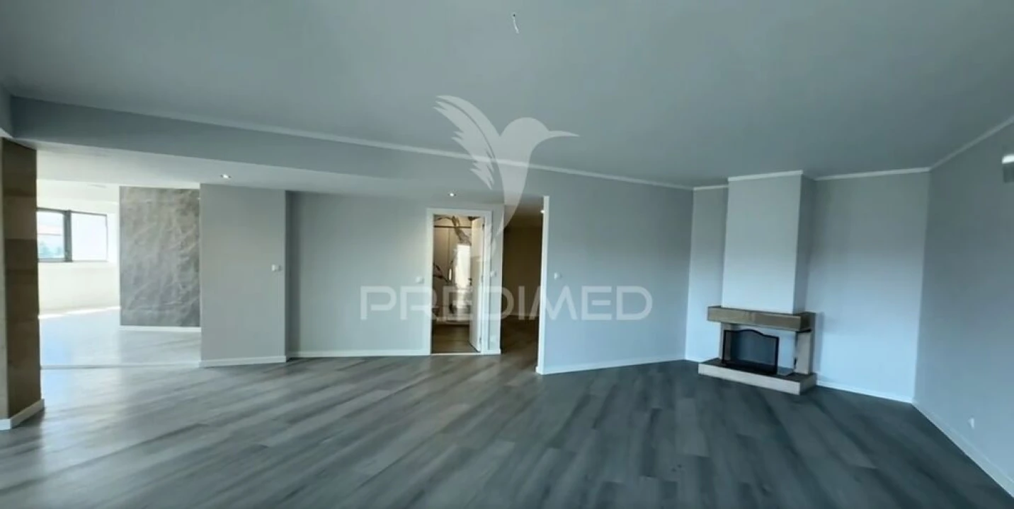 Apartamento T4 para Venda em São Vicente (Braga) Foto 1