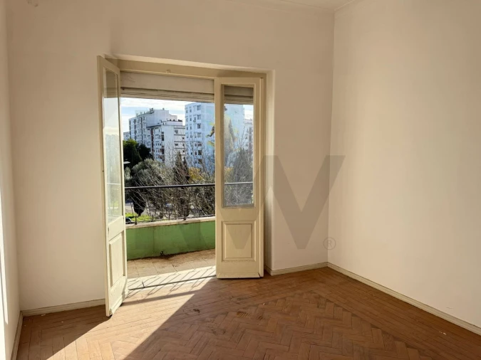 Apartamento T2 para Venda em Falagueira-Venda Nova Foto 3