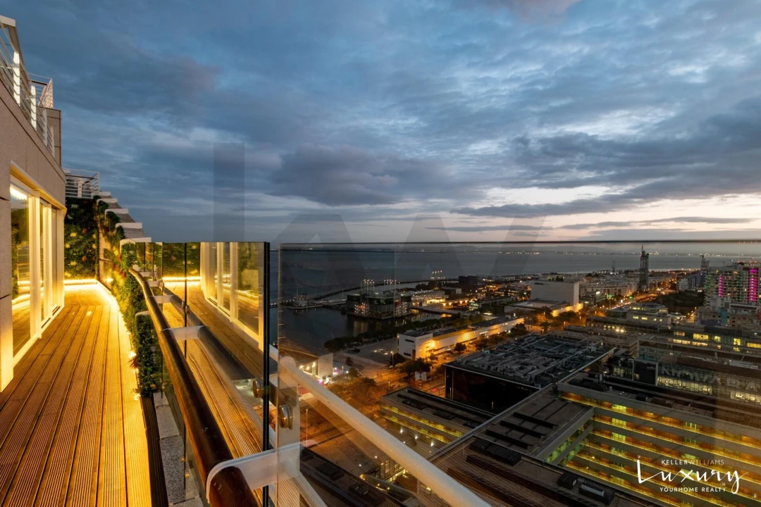 Apartamento T3 para Venda em Parque das Nações Foto 32