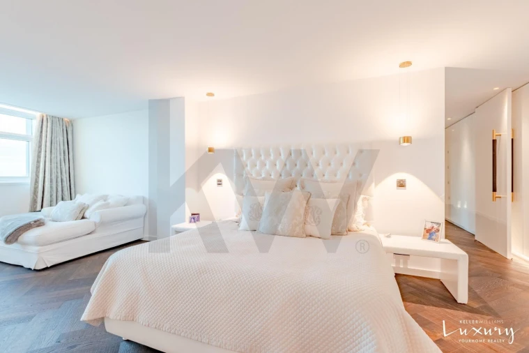 Apartamento T3 para Venda em Parque das Nações Foto 25