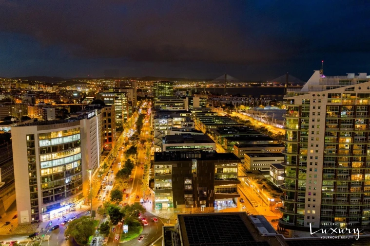 Apartamento T3 para Venda em Parque das Nações Foto 37