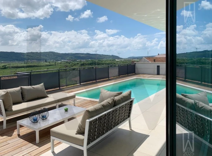 Moradia T2 para Venda em Maiorga Foto 4