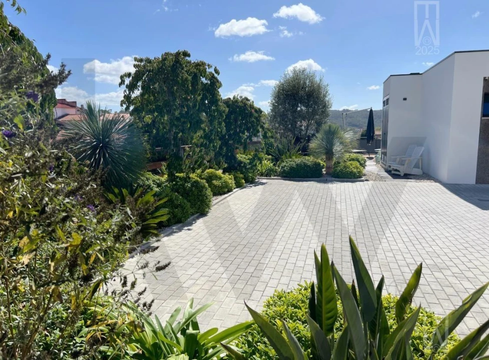 Moradia T2 para Venda em Maiorga Foto 29