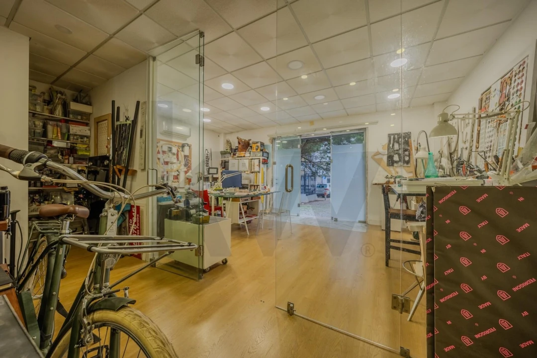 Garagem para Venda em Massamá e Monte Abraão Foto 6