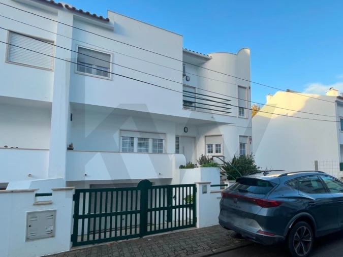 Moradia T6 para Venda em Montijo e Afonsoeiro Foto 1