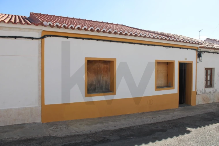 Moradia T2 para Venda em Amareleja Foto 3