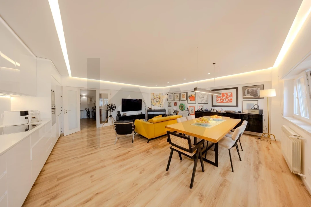 Apartamento T4 para Venda em Massamá e Monte Abraão Foto 3