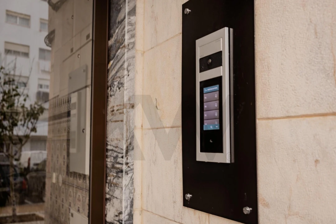 Apartamento T4 para Venda em Massamá e Monte Abraão Foto 55