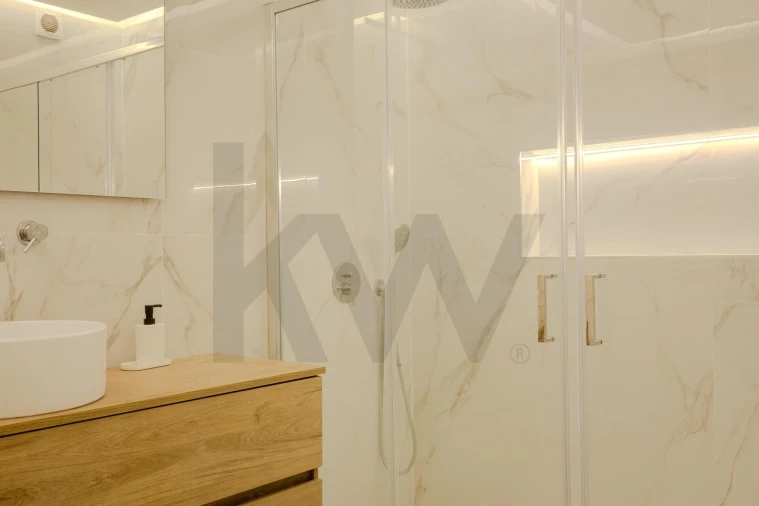 Apartamento T4 para Venda em Massamá e Monte Abraão Foto 51