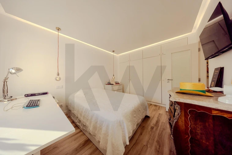 Apartamento T4 para Venda em Massamá e Monte Abraão Foto 19