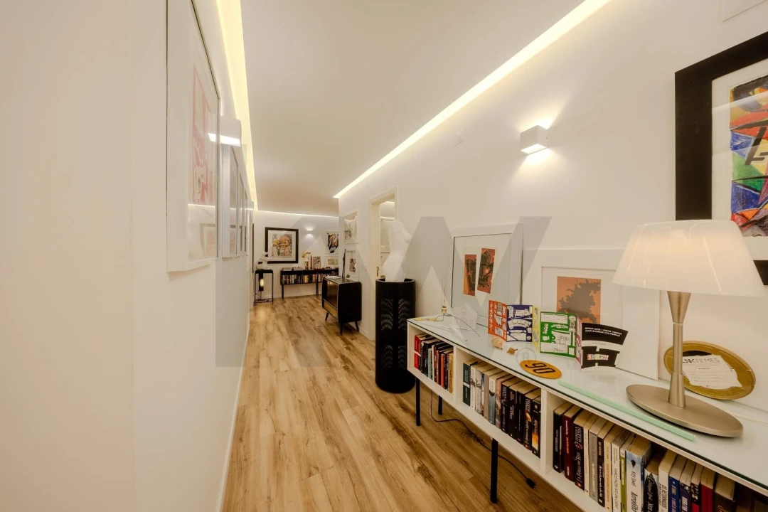 Apartamento T4 para Venda em Massamá e Monte Abraão Foto 38