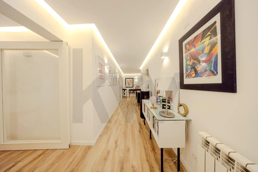 Apartamento T4 para Venda em Massamá e Monte Abraão Foto 14