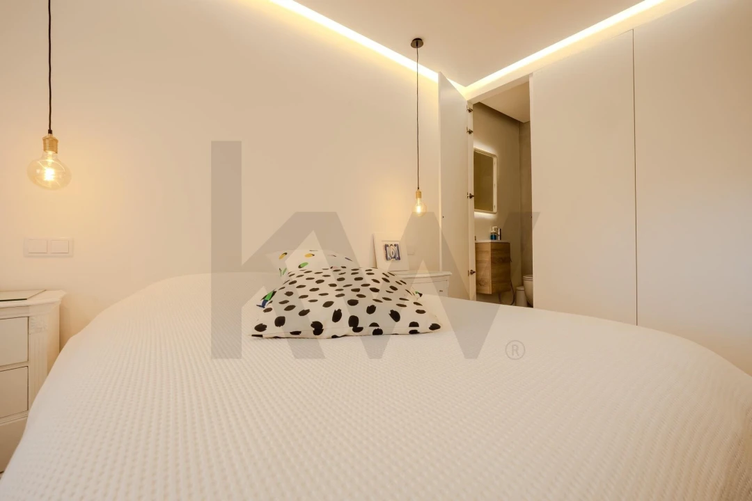 Apartamento T4 para Venda em Massamá e Monte Abraão Foto 23