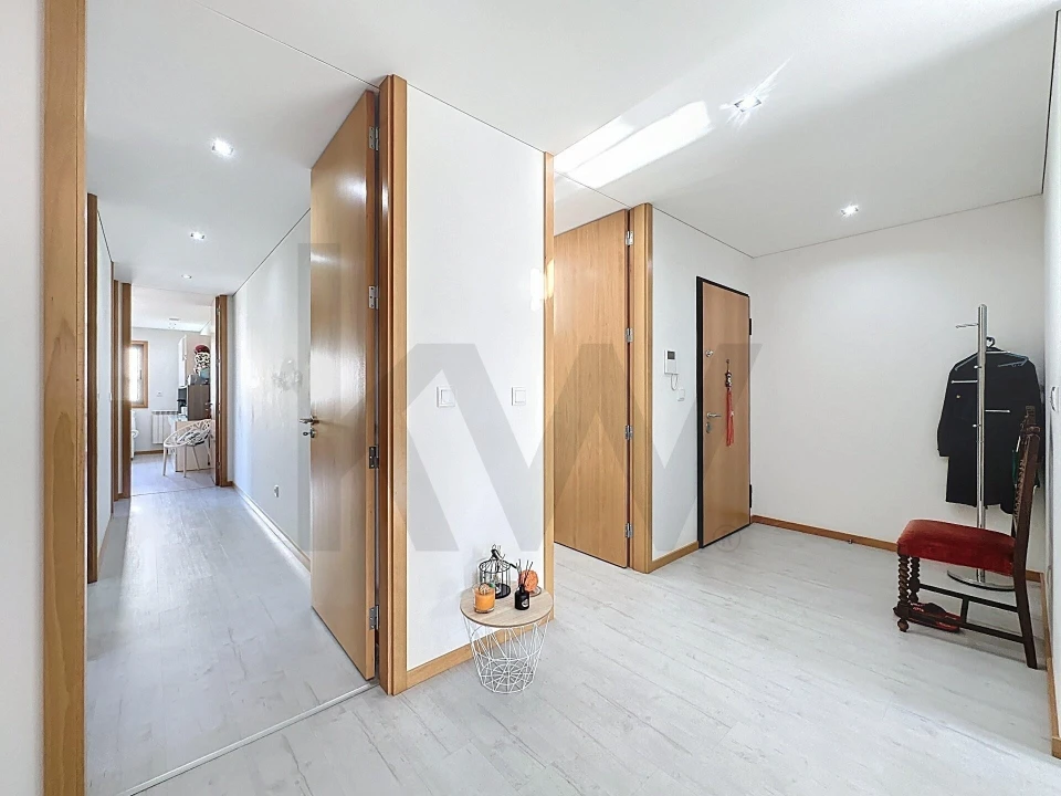 Apartamento T3 para Venda em Santa Maria da Feira, Travanca, Sanfins e Espargo Foto 14