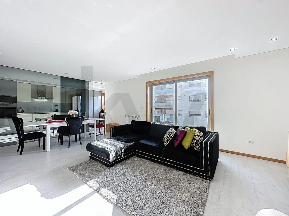 Apartamento T3 para Venda em Santa Maria da Feira, Travanca, Sanfins e Espargo Foto 4