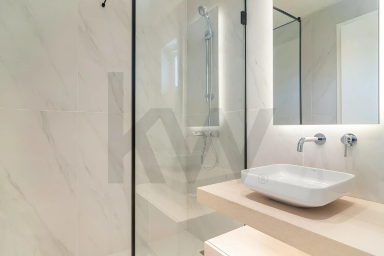 Moradia T4 para Venda em São João das Lampas e Terrugem Foto 4