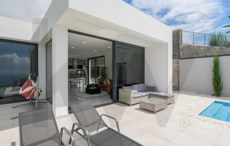 Moradia T3 para Venda em Arco da Calheta Foto 28