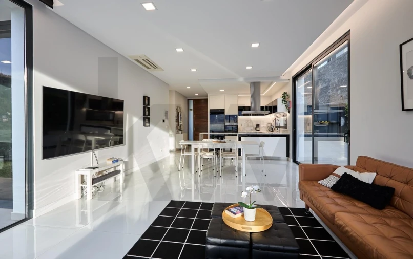 Moradia T3 para Venda em Arco da Calheta Foto 9