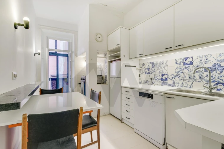 Apartamento T2 para Venda em Misericórdia Foto 10