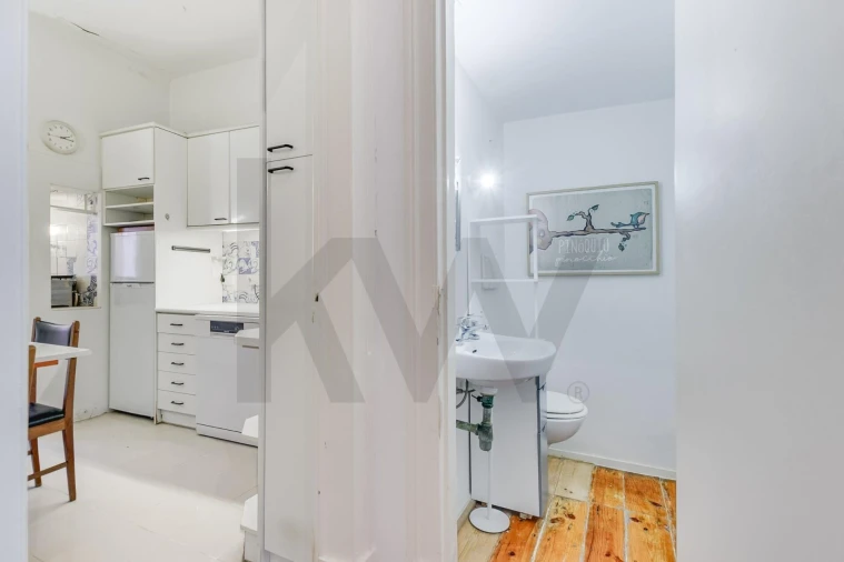 Apartamento T2 para Venda em Misericórdia Foto 9