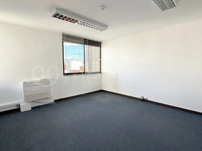 Escritório para Arrendamento em Algés, Linda-A-Velha e Cruz Quebrada-Dafundo Foto 12