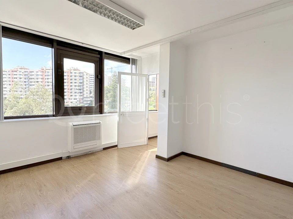 Escritório para Arrendamento em Algés, Linda-A-Velha e Cruz Quebrada-Dafundo Foto 8