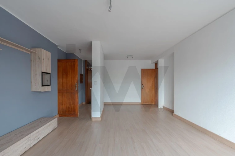 Apartamento T3 para Venda em Santa Maria de Lamas Foto 6