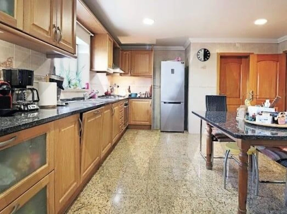 Moradia T5 para Venda em Colares Foto 19