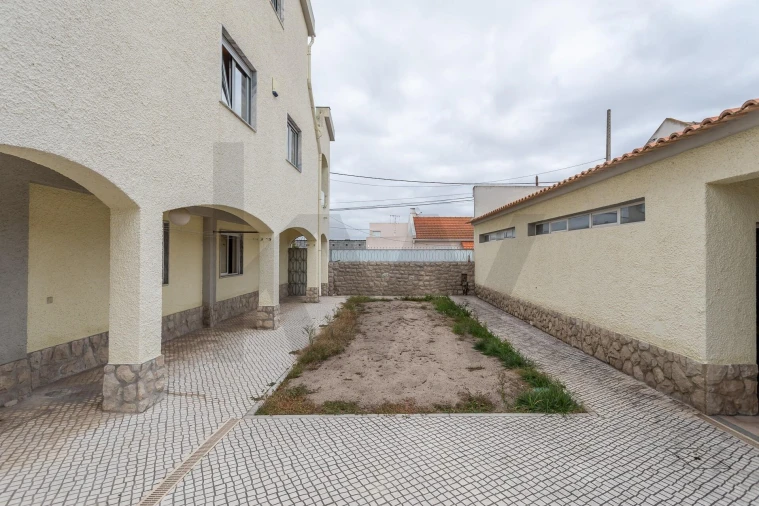 Moradia T7 para Venda em Barreiro e Lavradio Foto 30