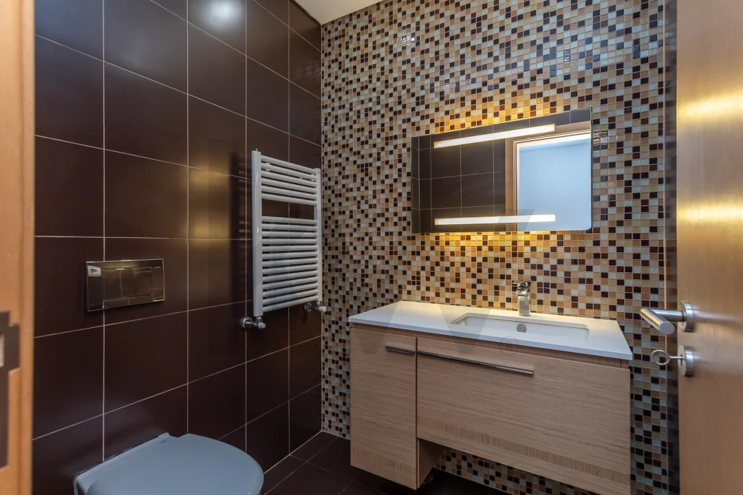 Moradia T7 para Venda em Barreiro e Lavradio Foto 17