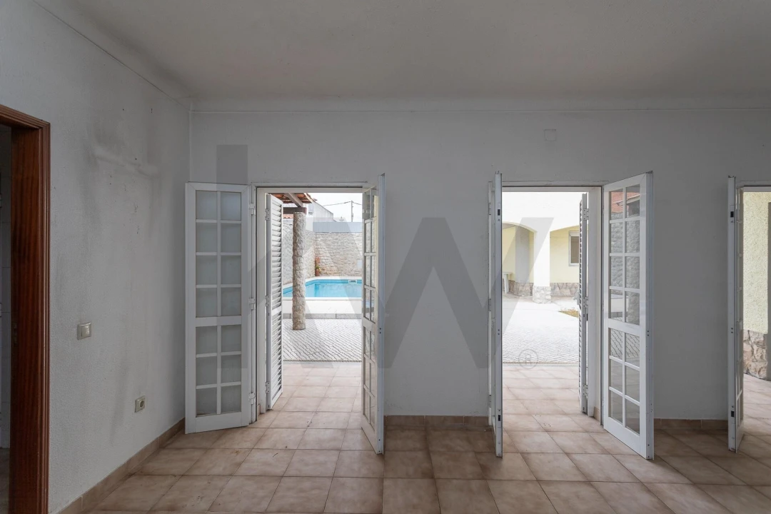 Moradia T7 para Venda em Barreiro e Lavradio Foto 43