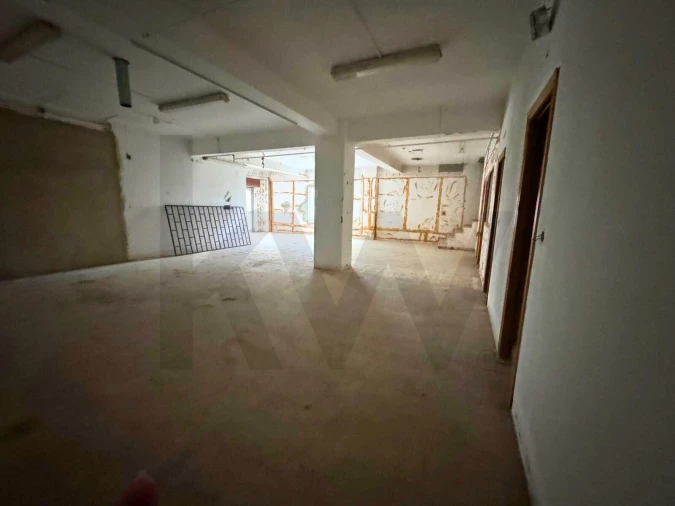 Loja para Arrendamento em Belém Foto 6