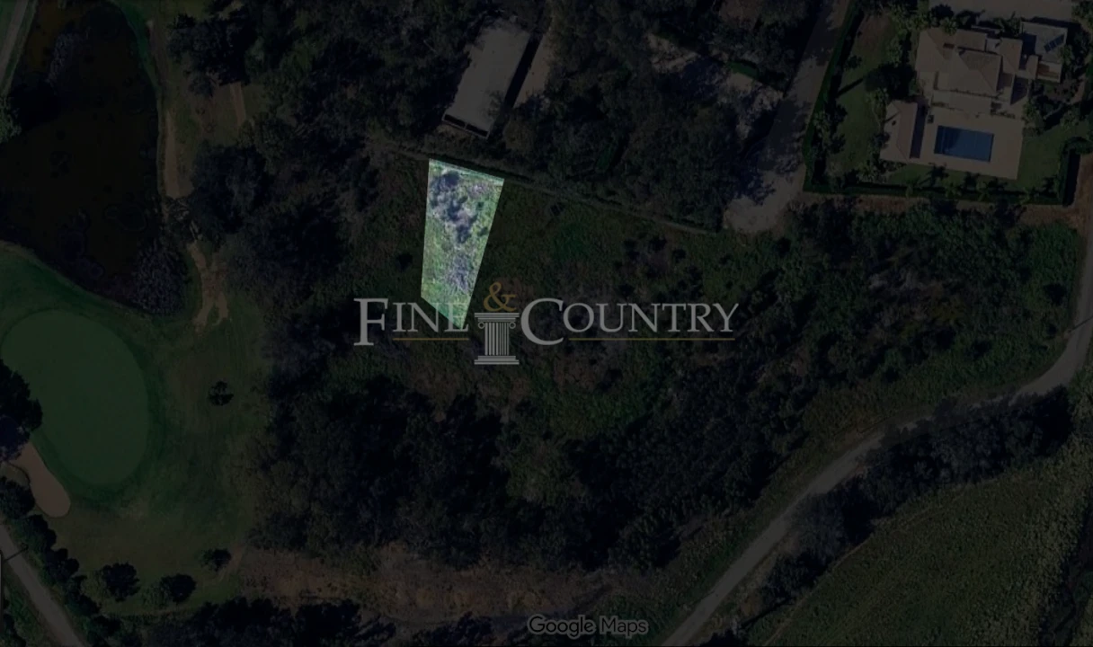 Terreno para Venda em Alvor Foto 1